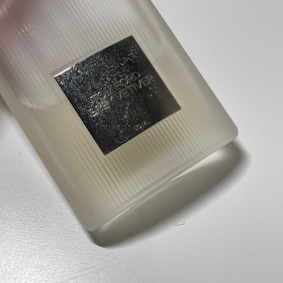 Tom Ford Grey Vetiver edp 50ml perfume fragrance 45% left - Picture 2 of 4